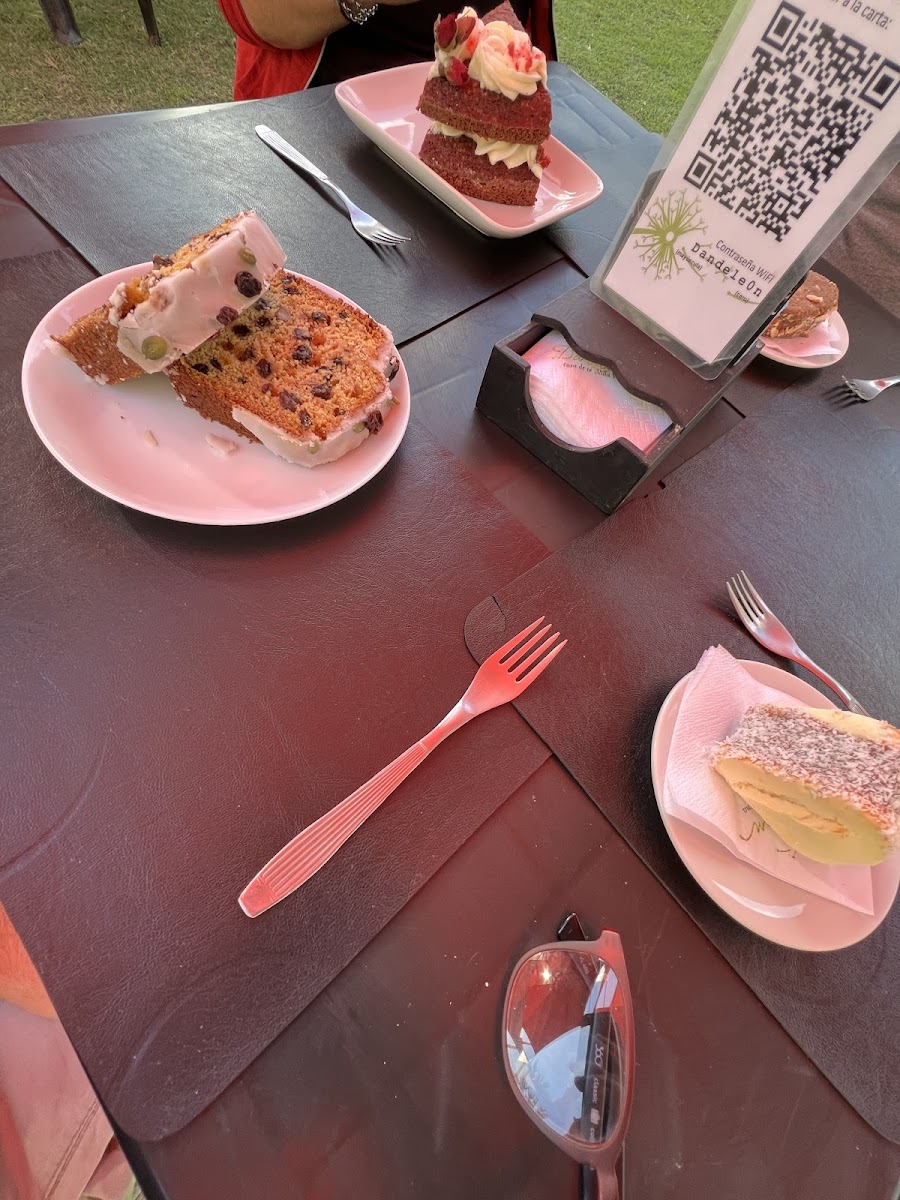Dandeleon - Teahouse Photos 9