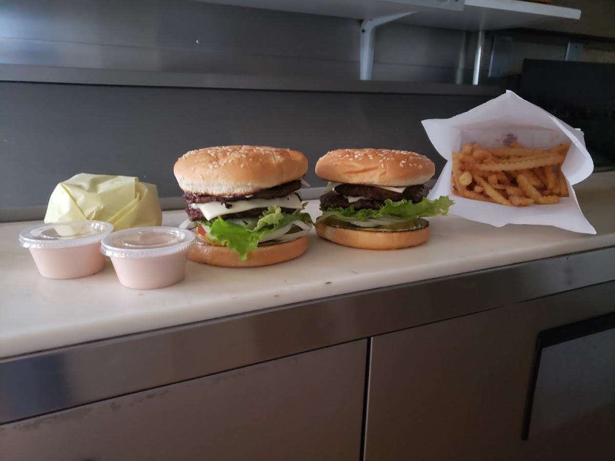 Dandy Burger Photos 9