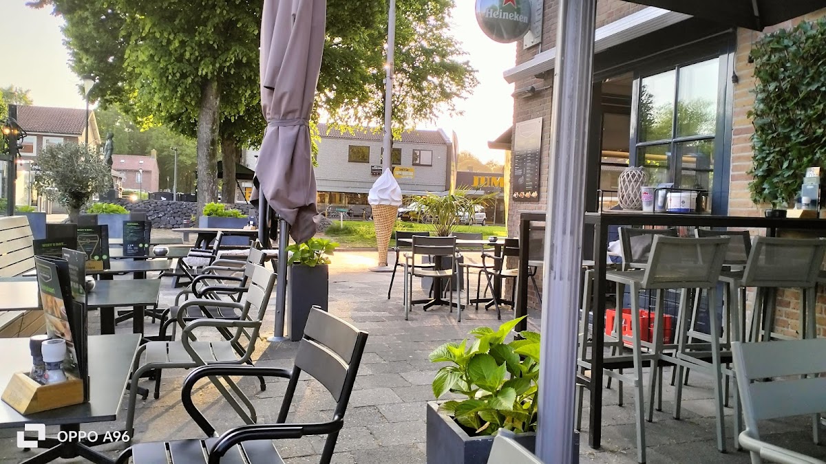 Danny's Cafe