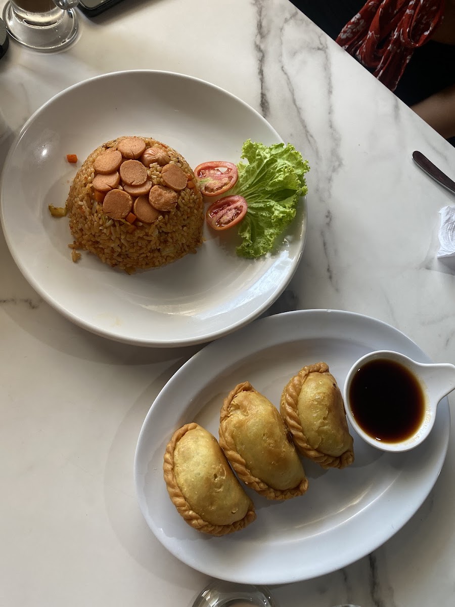Dapur Sayur Vegan / Vegetarian Resto Photos 9