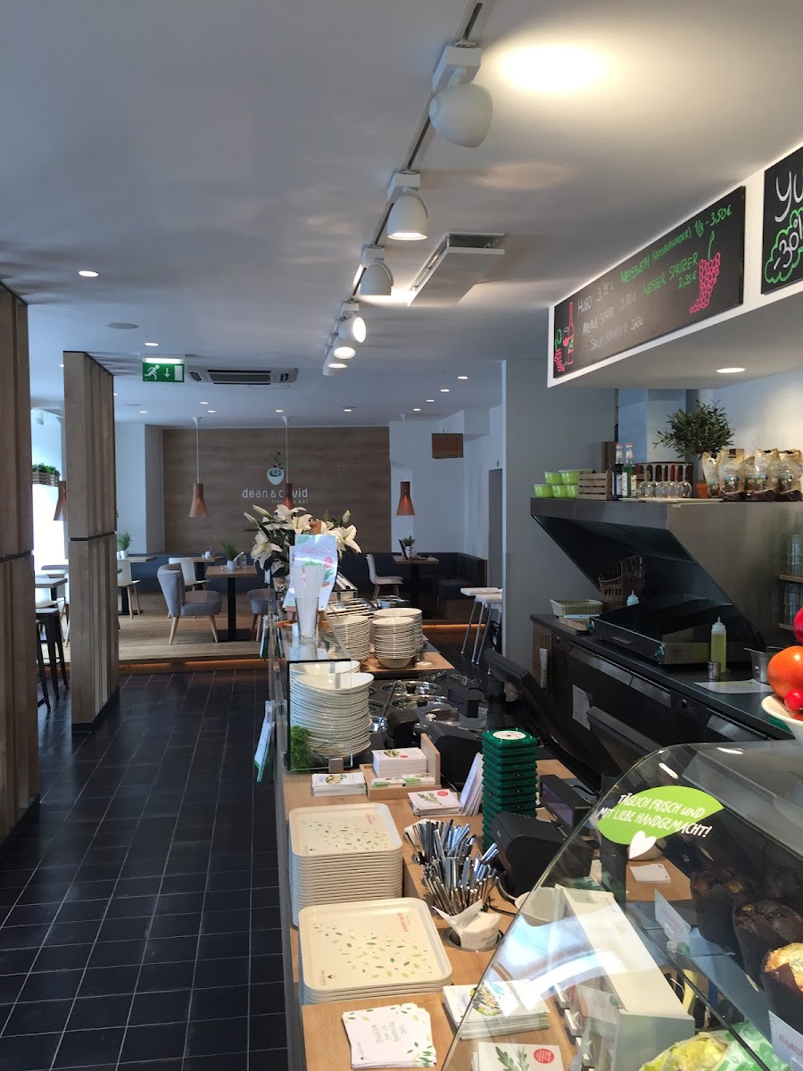 Dean&david | Bowls, Salate, Curries & Snacks Am Jakominiplatz Graz