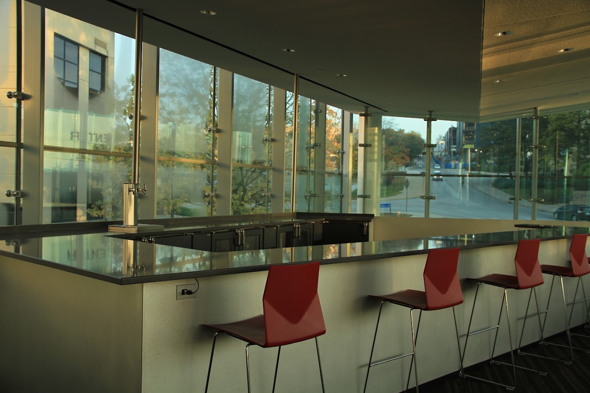 Debruce Center