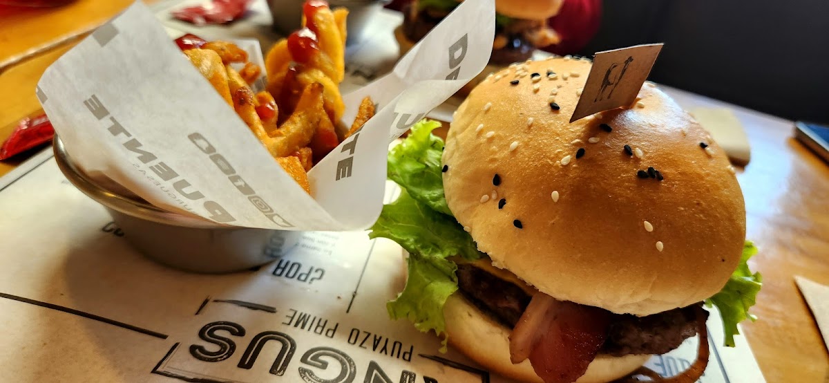 Del Puente Hamburguers Photos 2