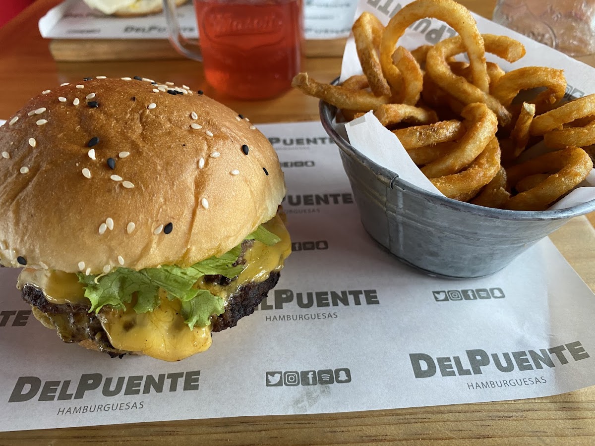 Del Puente Hamburguesas