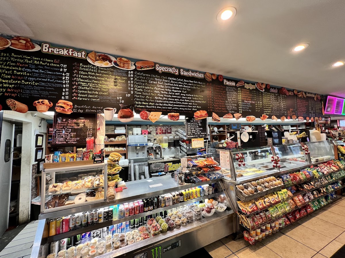 Deli Zone Gourmet Pizza & Catering Photos 2