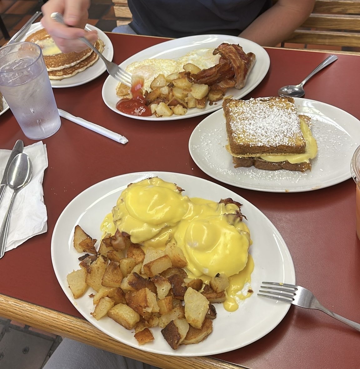 Dempsey's Breakfast And Lunch Photos 2
