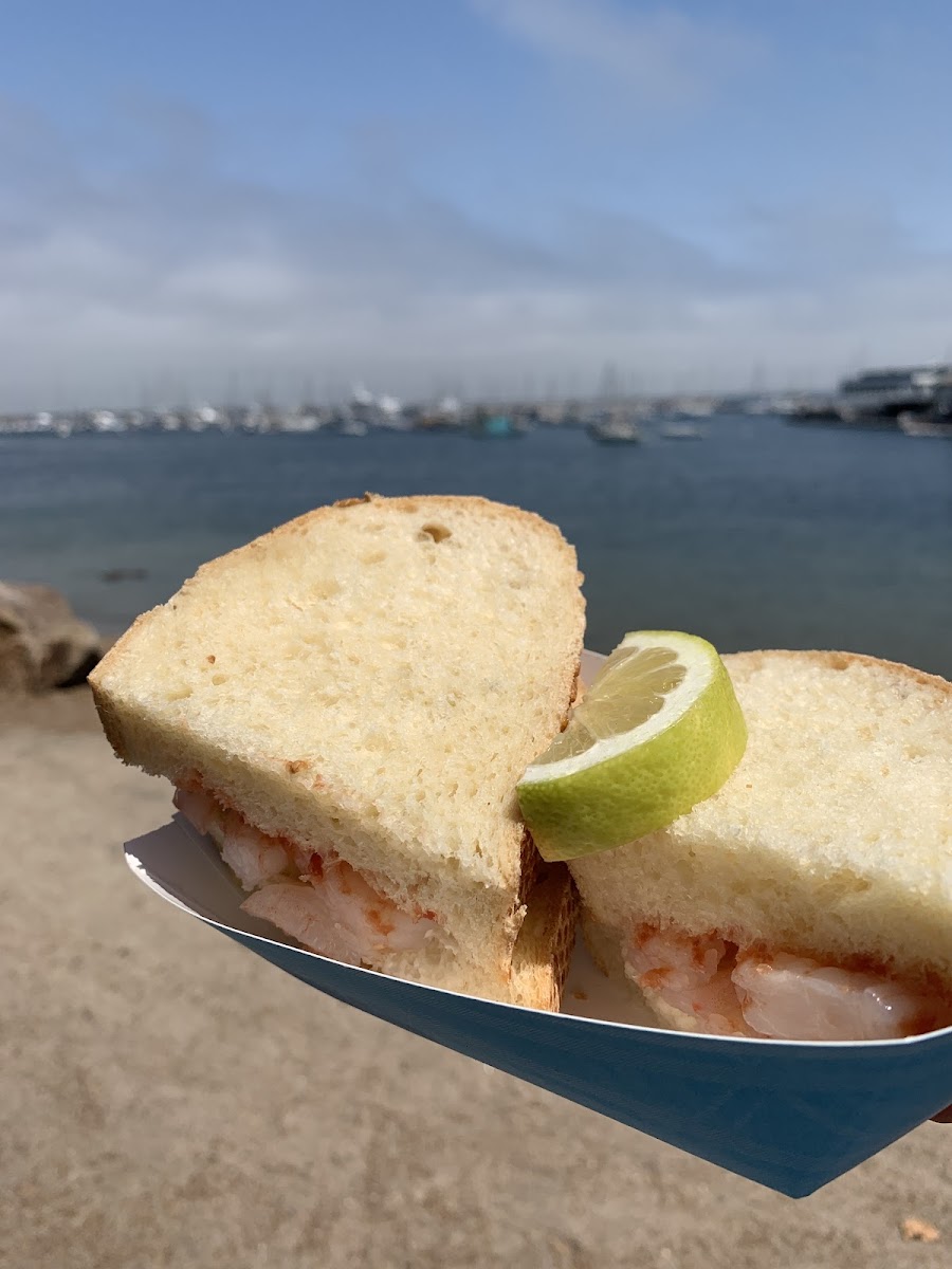 Dock Side Fish Market Photos 9