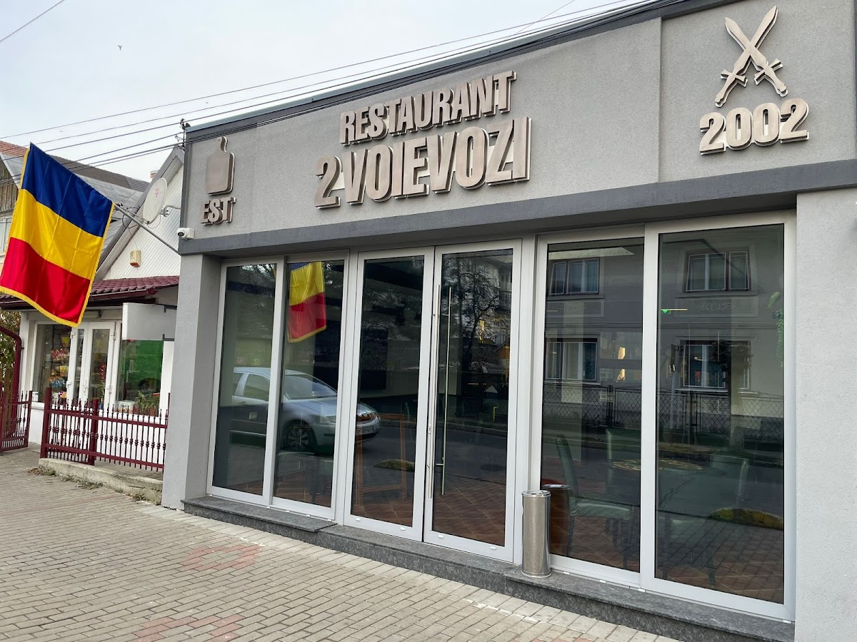 Doi Voievozi
