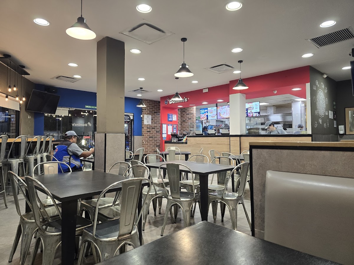 Domino's Pizza Cholul Photos 2