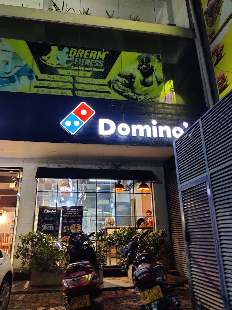 Domino's Pizza - Kaduwela