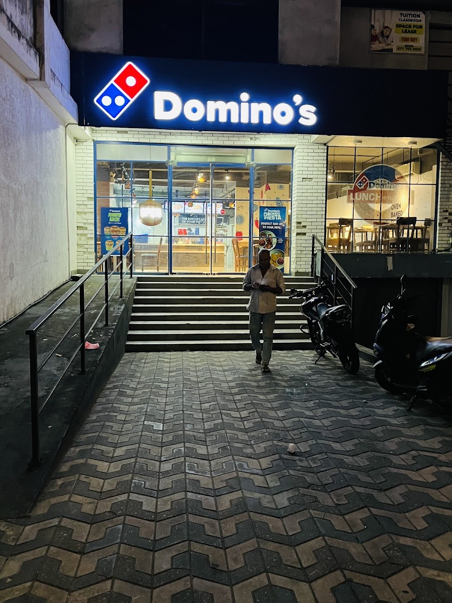 Domino's Pizza - Mattakuliya