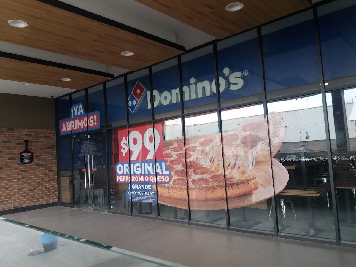 Domino's Pizza Plaza Exhibimex