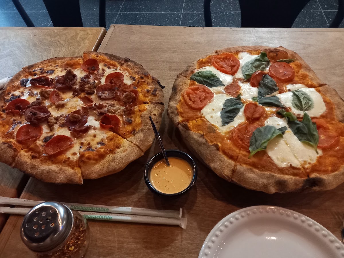 Don Vitto Pizza - Bar - Café Photos 9