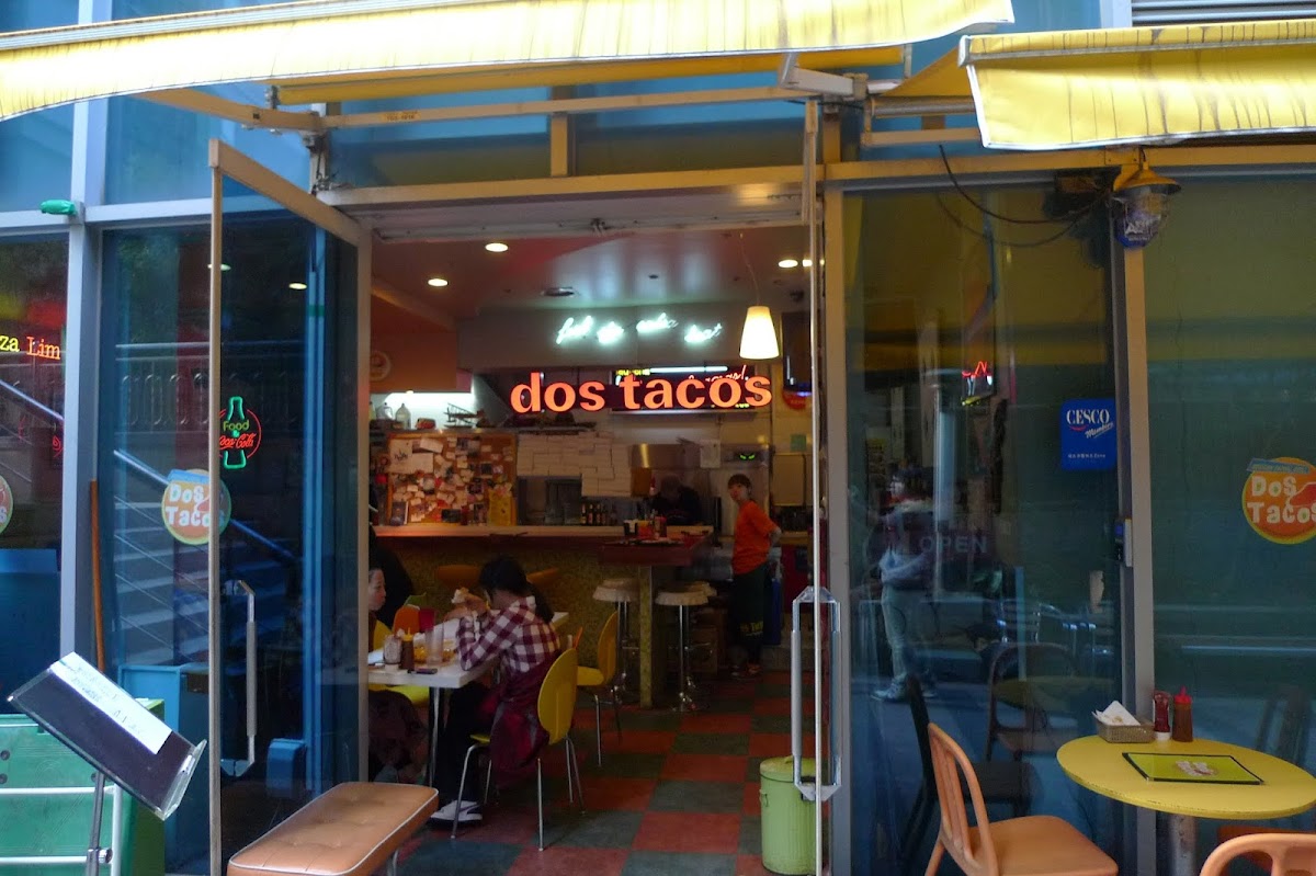Dos Tacos