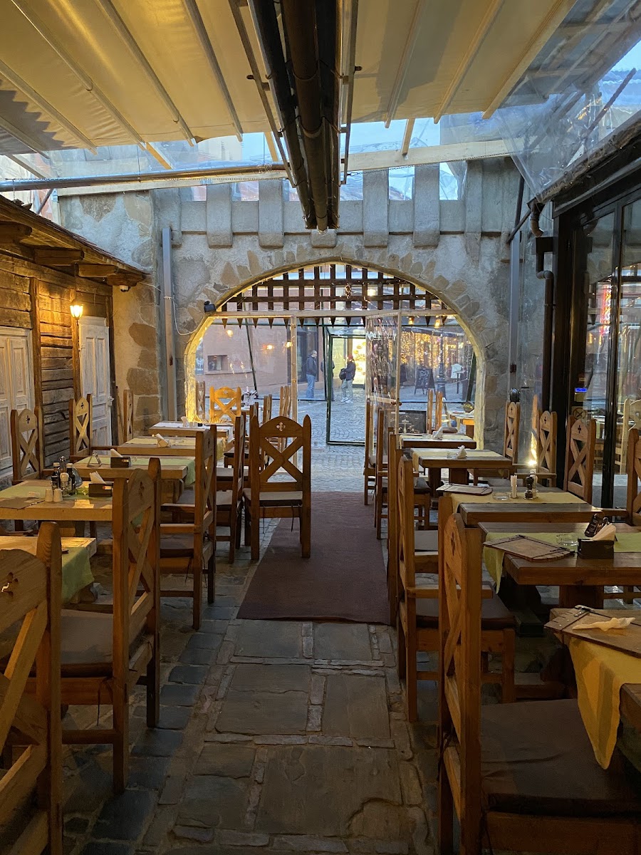 Dracula Medieval Feast