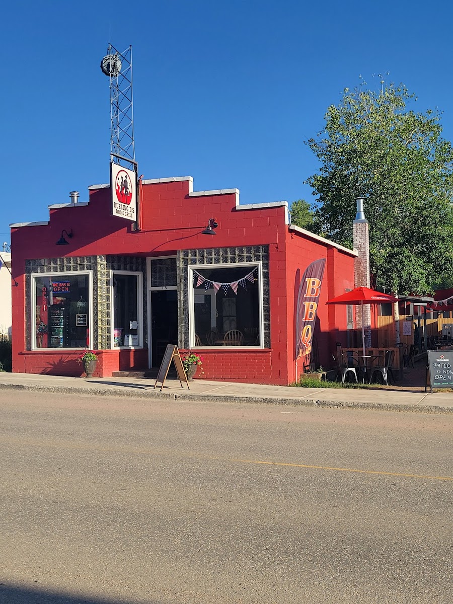Dueling D's Bbq And Grill