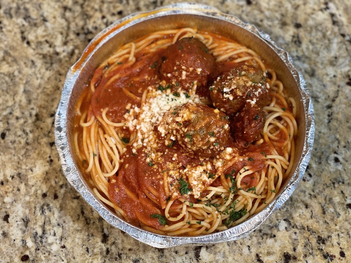 Duke's Pizzeria & Restaurant Photos 9