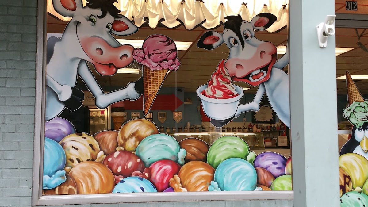 Dunphy's Ice Cream Store Photos 2