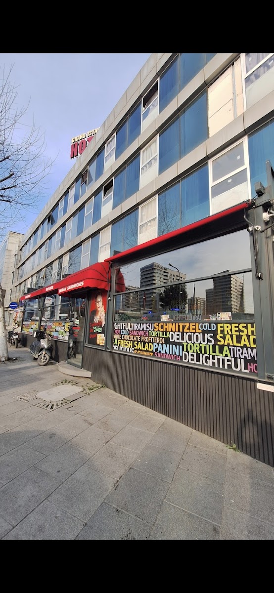 Duran Sandwiches Güneşli Photos 9