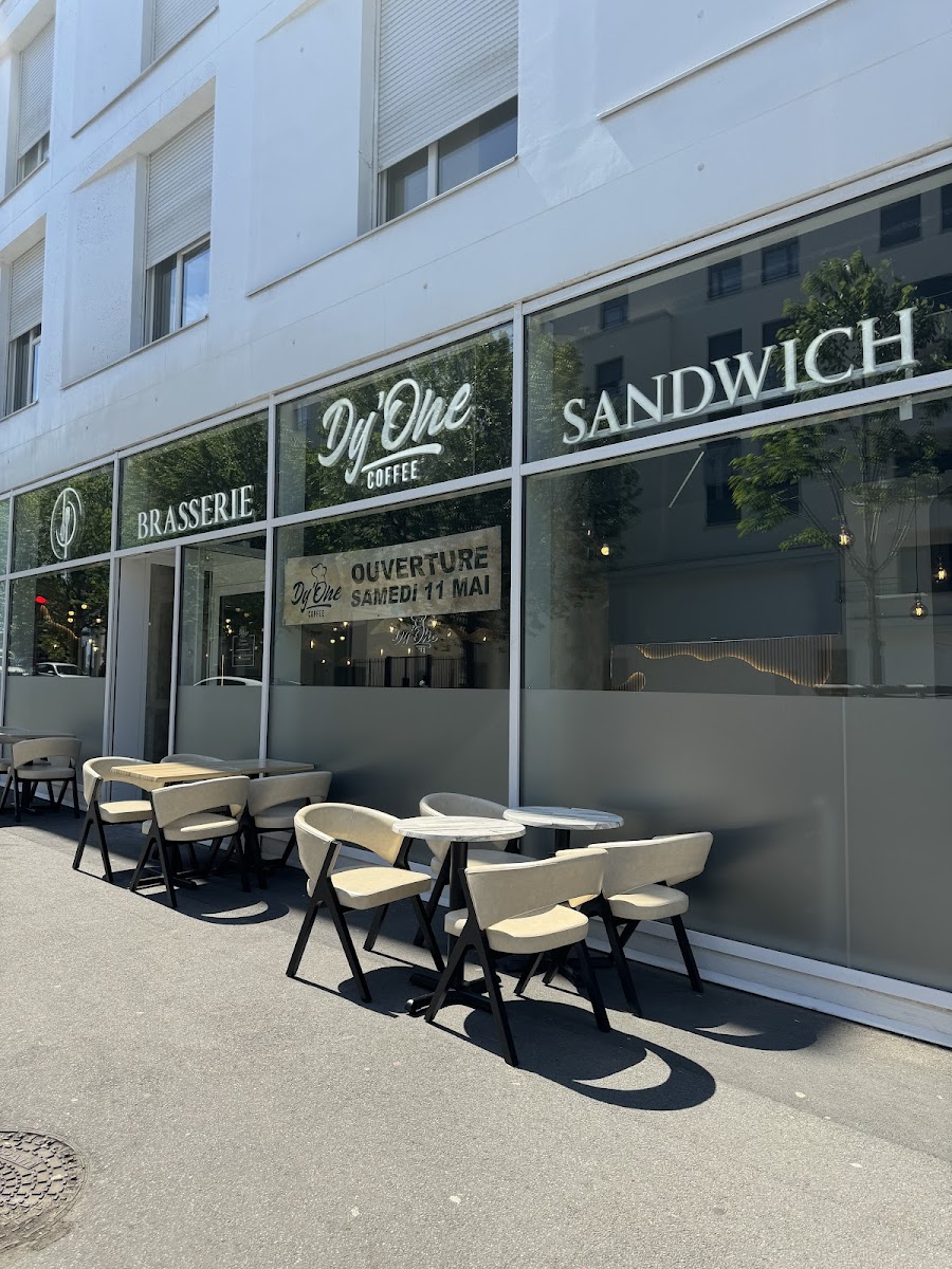 Dy'one Coffee Restaurant