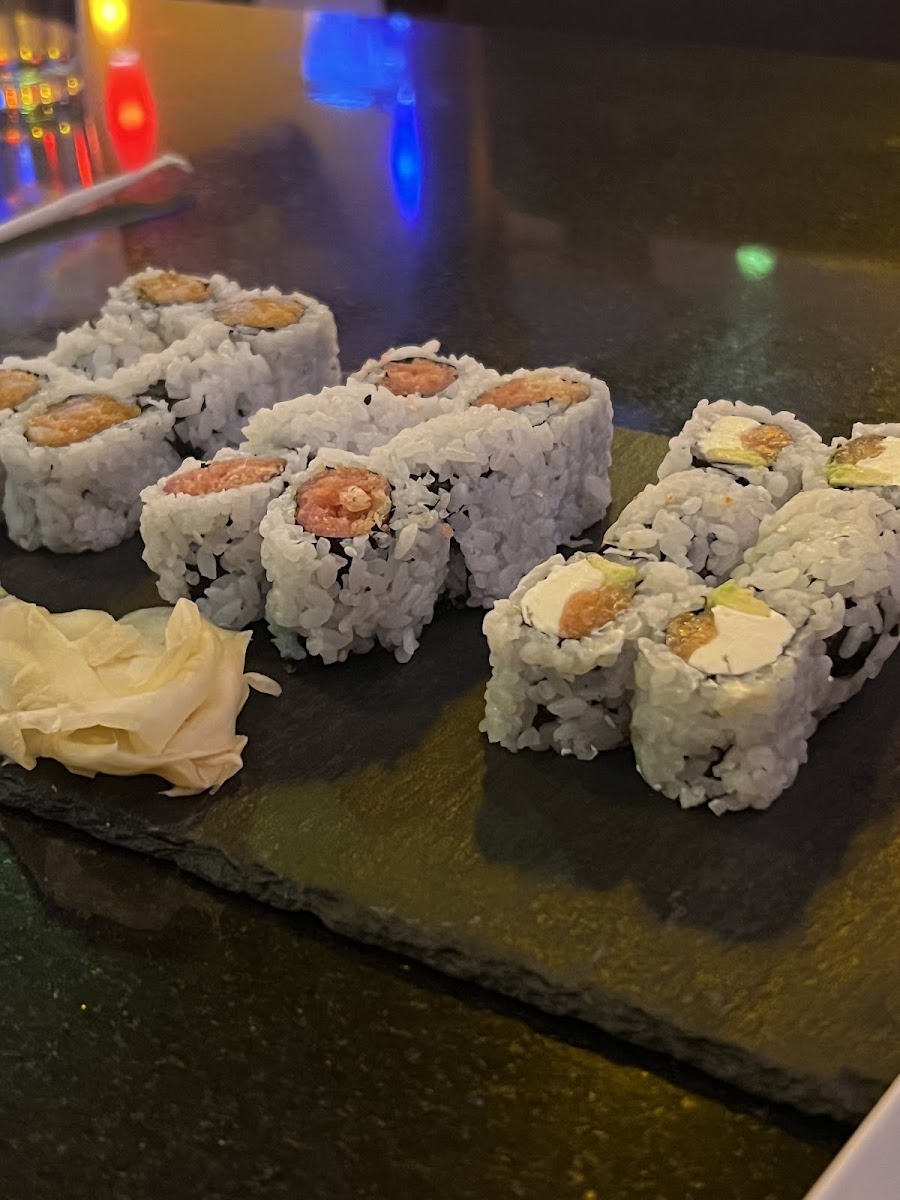 East Moon Asian Bistro Photos 9