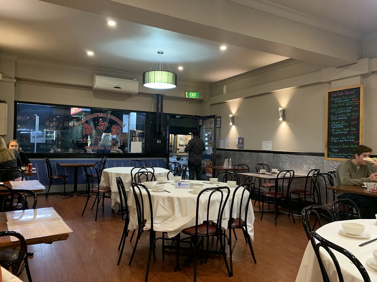 East Taste Cafe