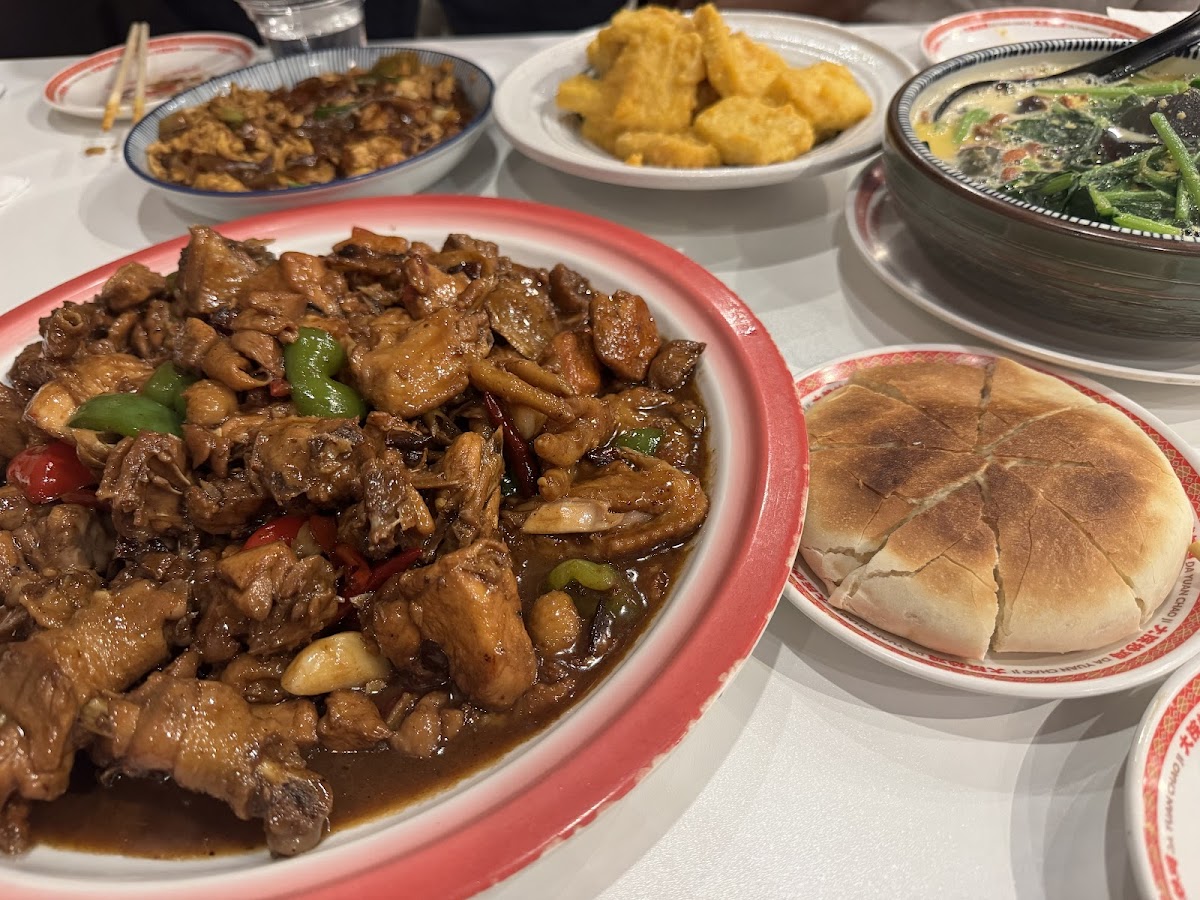 East Town Yard Fried Chicken 大院炒鸡 Photos 2
