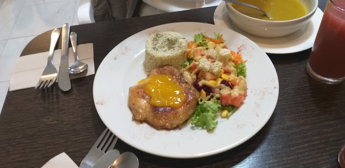 Eat Well Photos 9