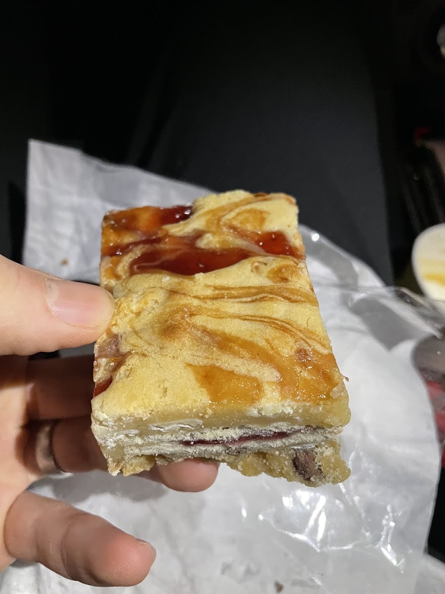 Eats Drive-Thru Photos 9