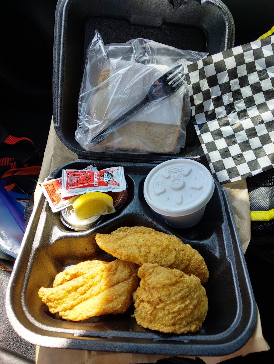 Eee's N Cee's Fish Market Photos 2