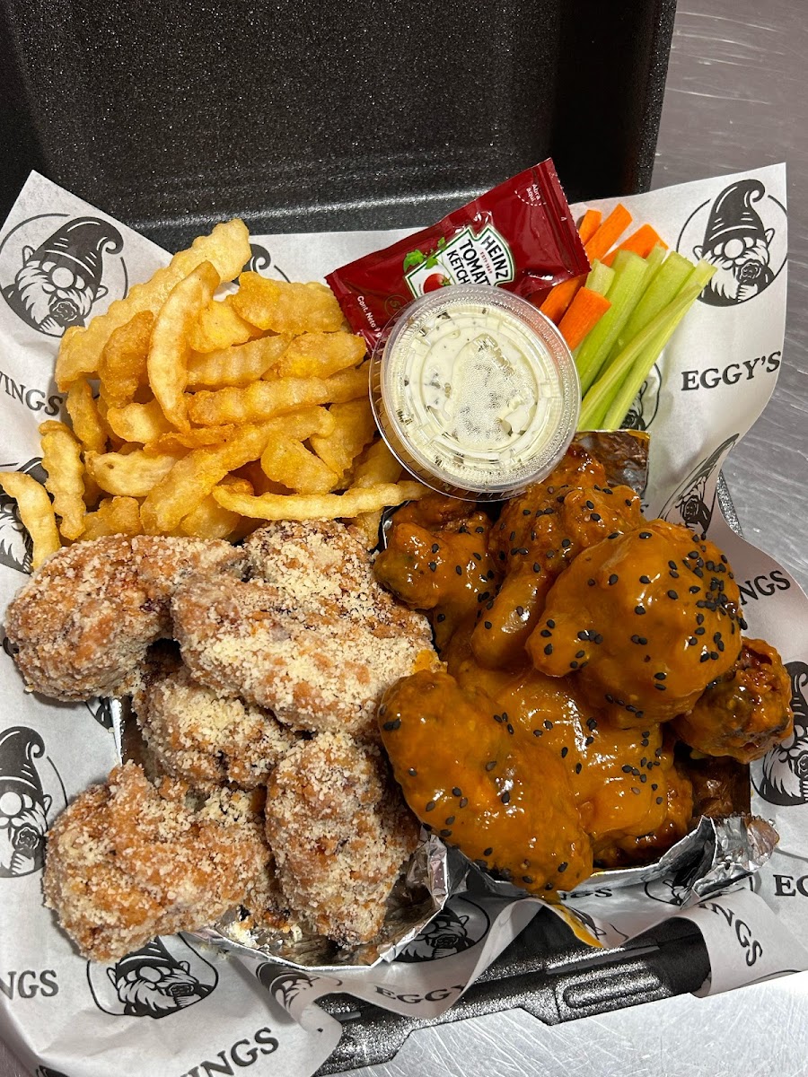 Eggys Wings Photos 2