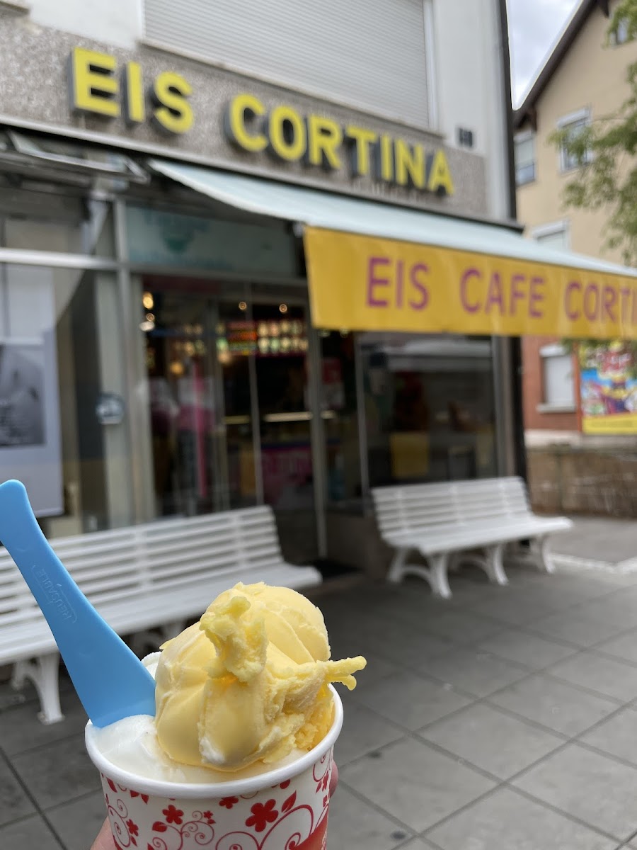 Eiscafe Cortina