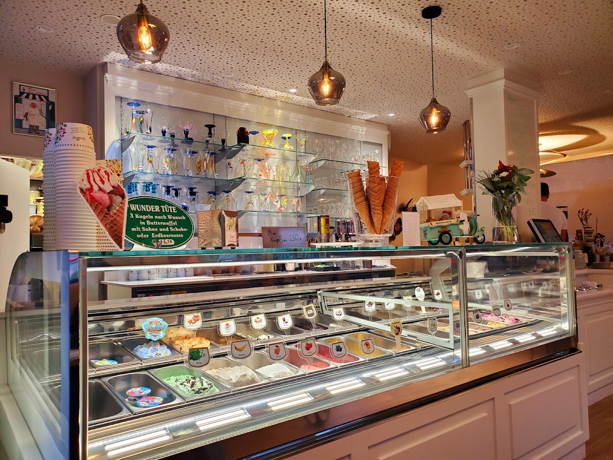 Eiscafé L'angolo Del Gelato