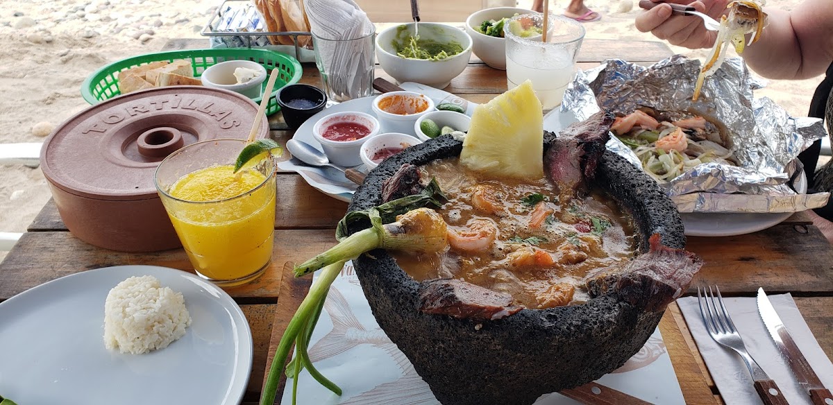 El Barracuda Photos 9