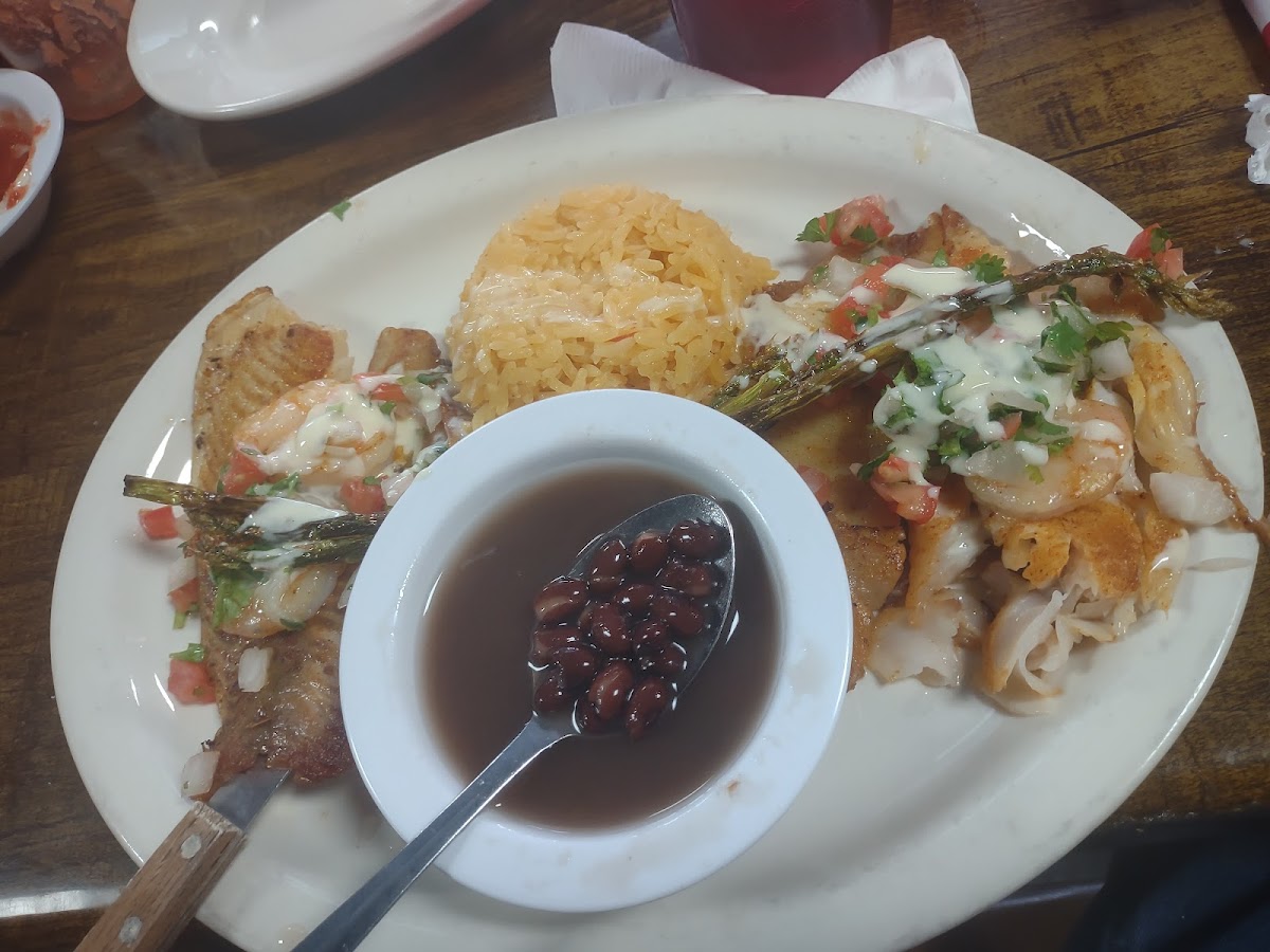 El Cazador Mexican Restaurant And Bar Photos 2