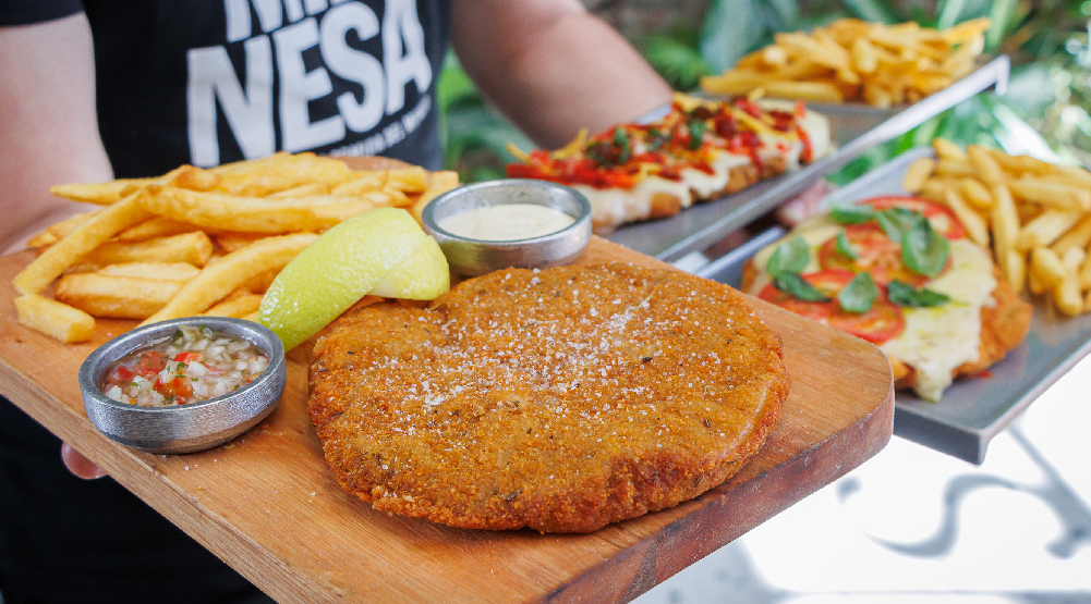 El Club De La Milanesa Photos 2
