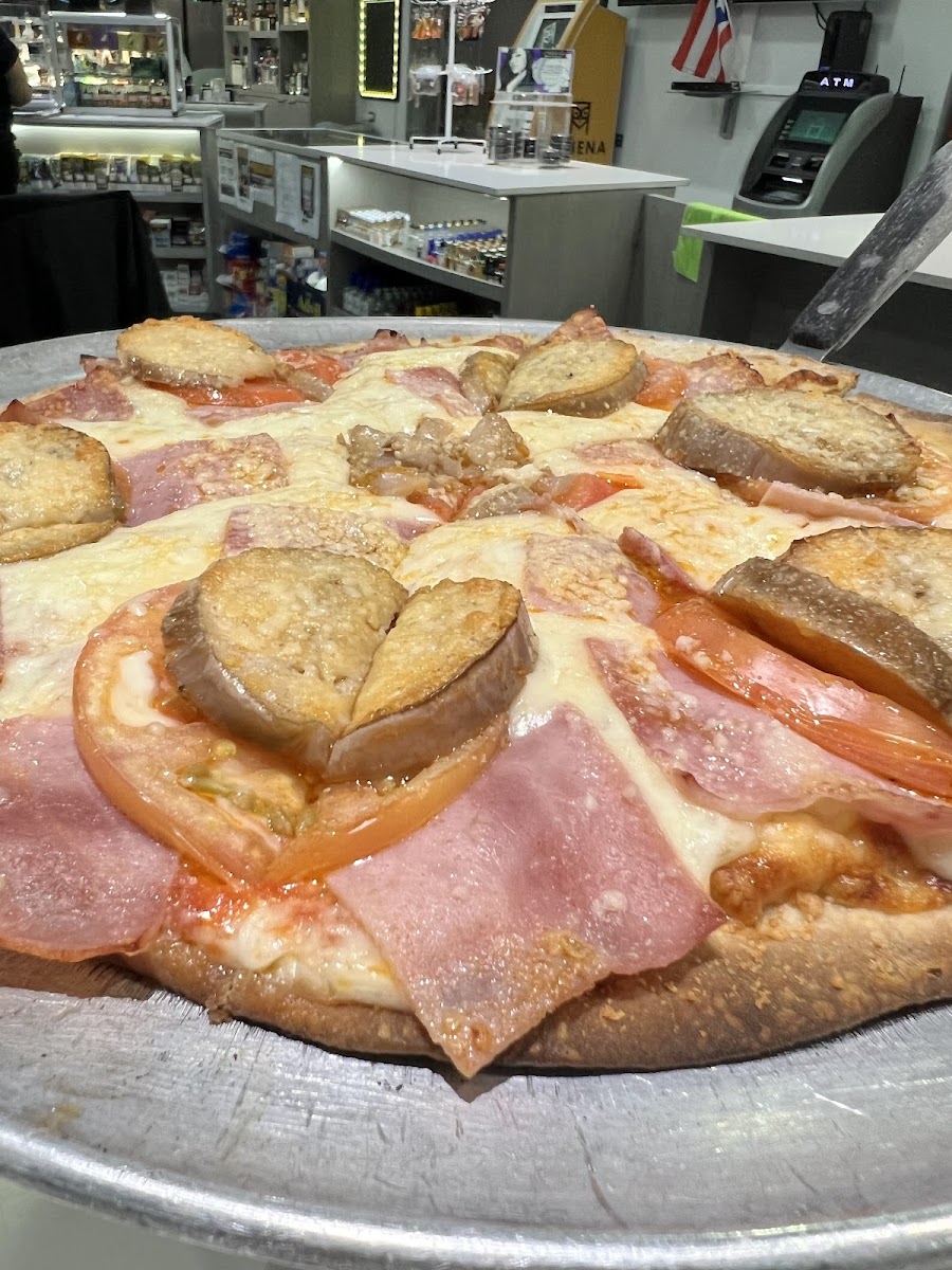 El Conde Pizza Photos 2