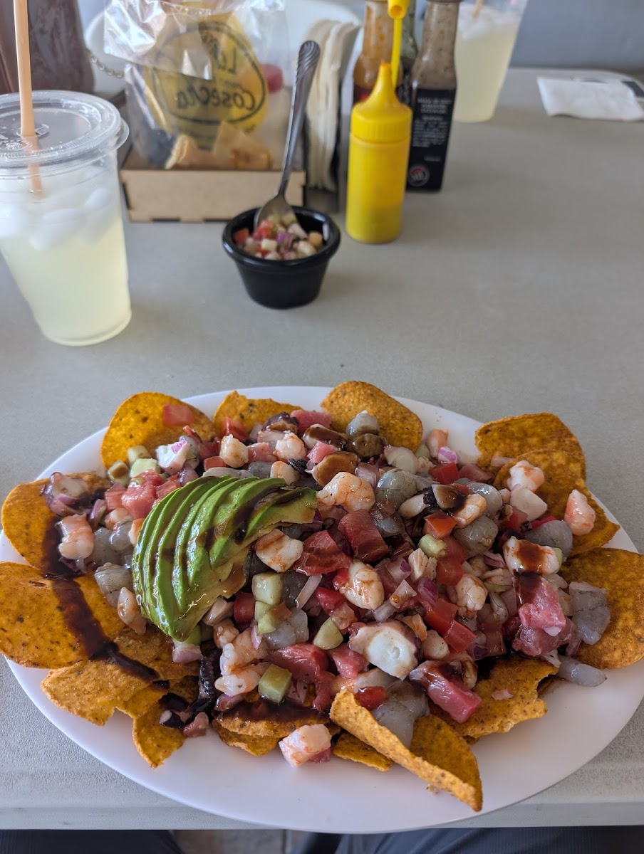 El Consentido Mariscos Photos 2