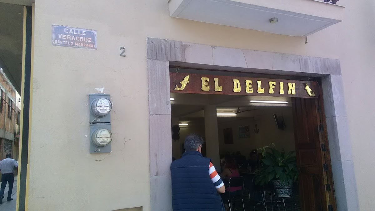 El Delfín Pescados Y Mariscos