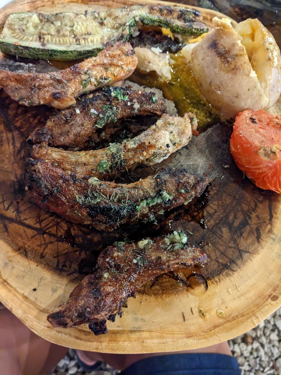 El Lagarto Steak House & Seafood Photos 9