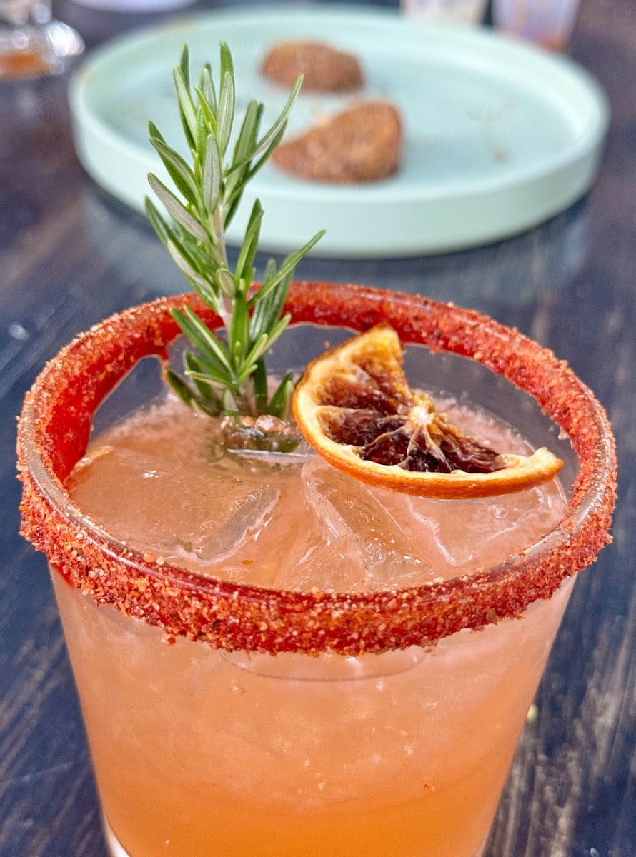 El Local By Slowburger Photos 2