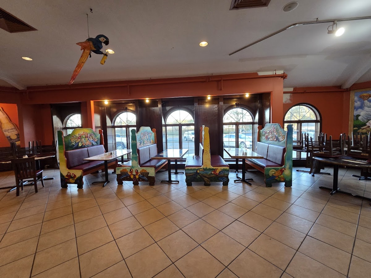 El Loro Mexican Restaurant