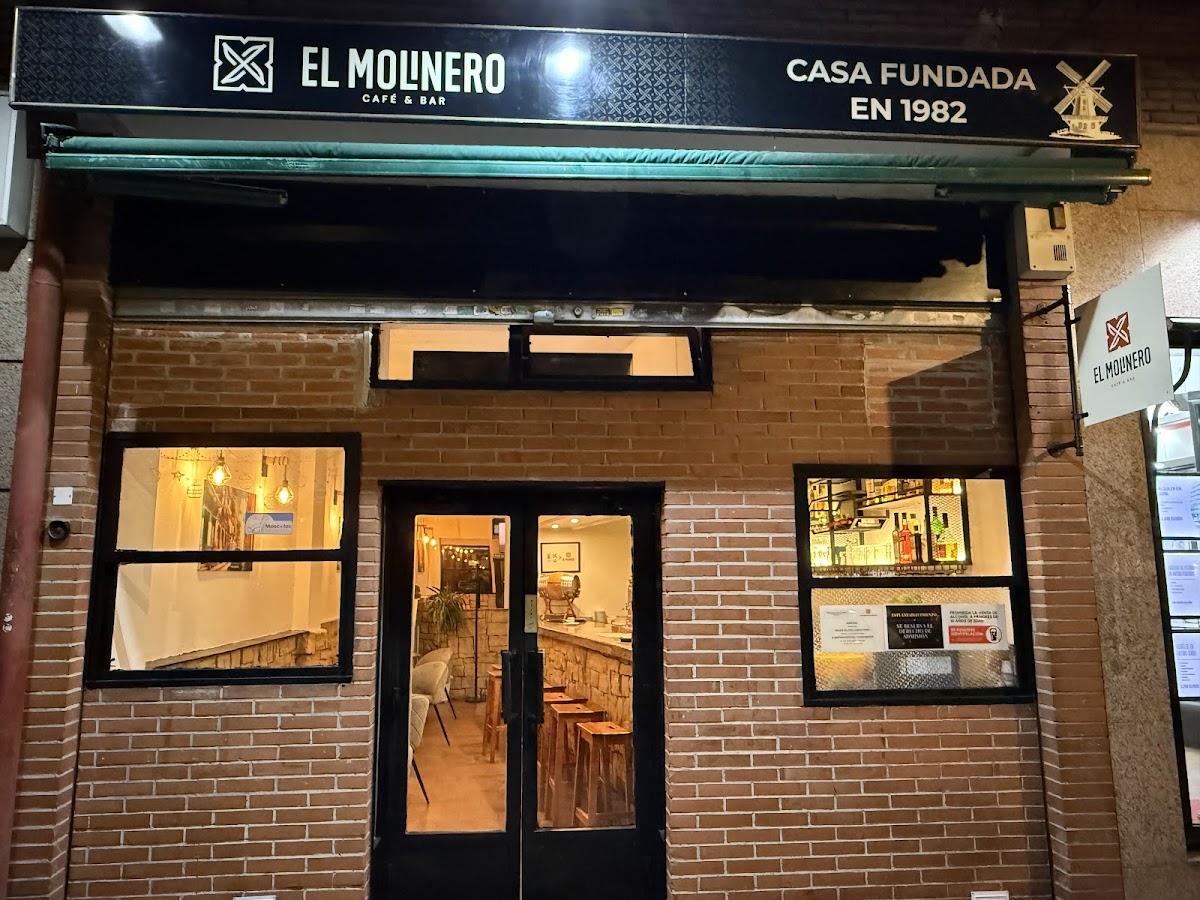 El Molinero Café Y Bar