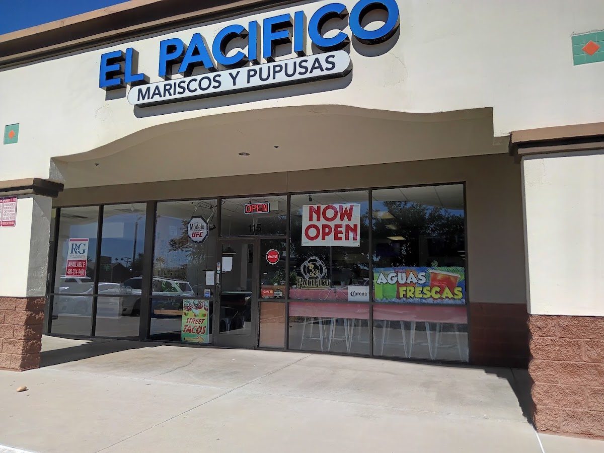El Pacifico Mariscos Y Pupusas