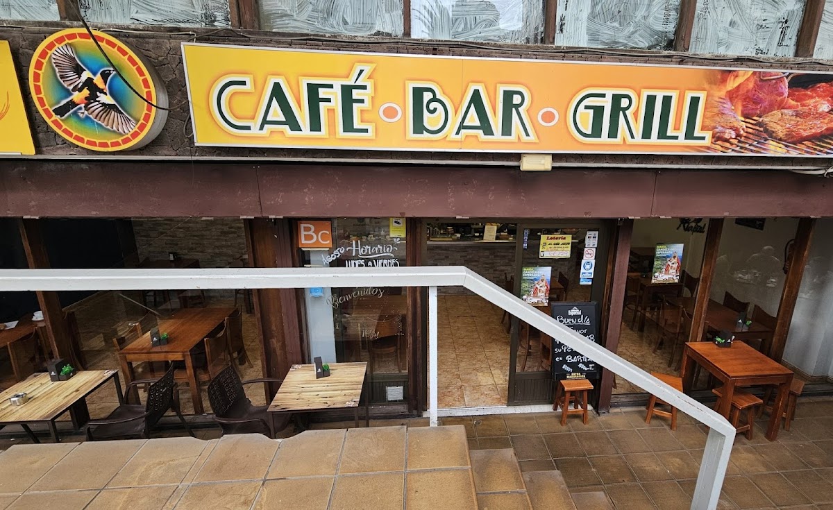 El Turpial Cafe Bar