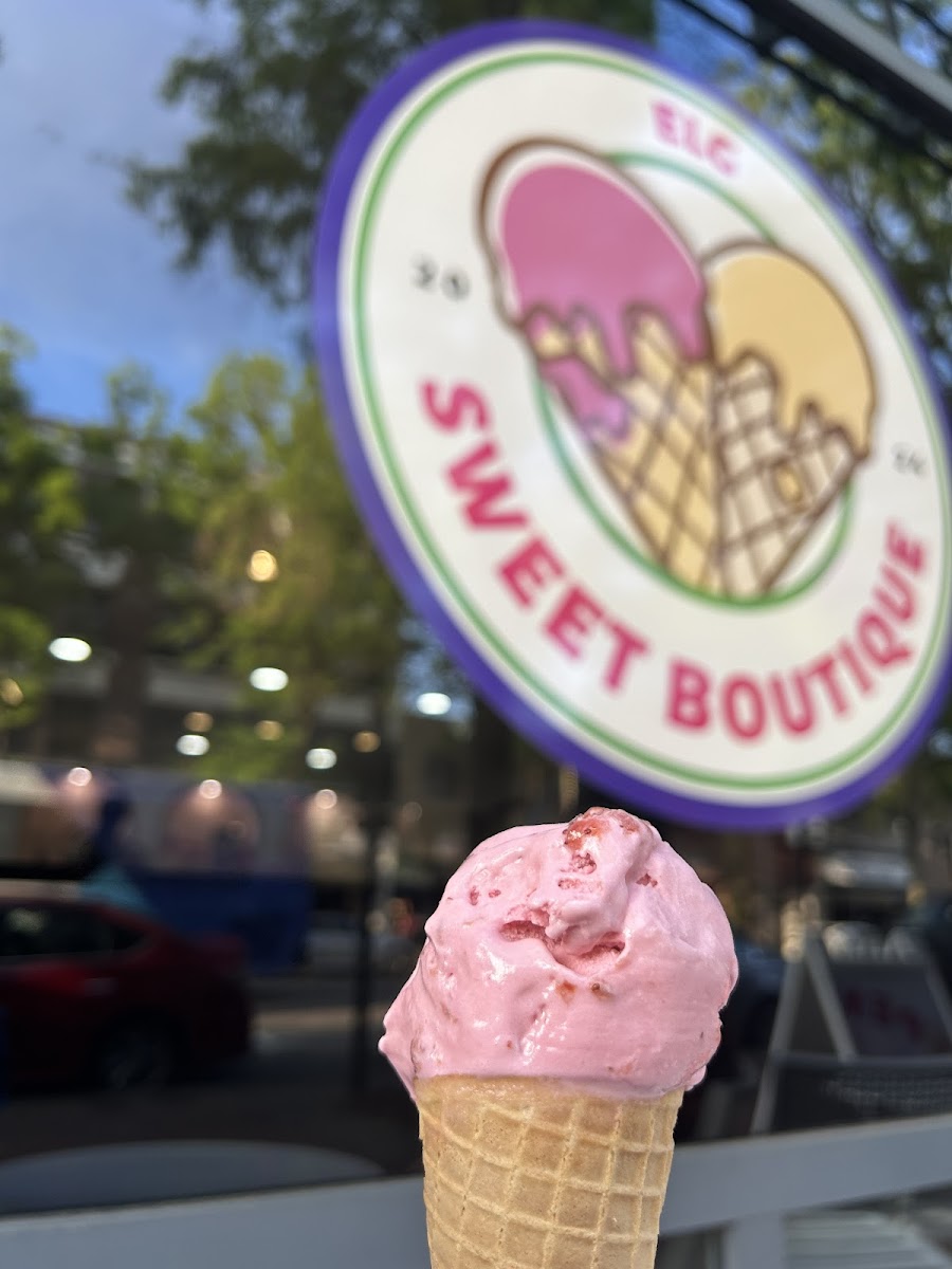 Elg Sweet Boutique Photos 2