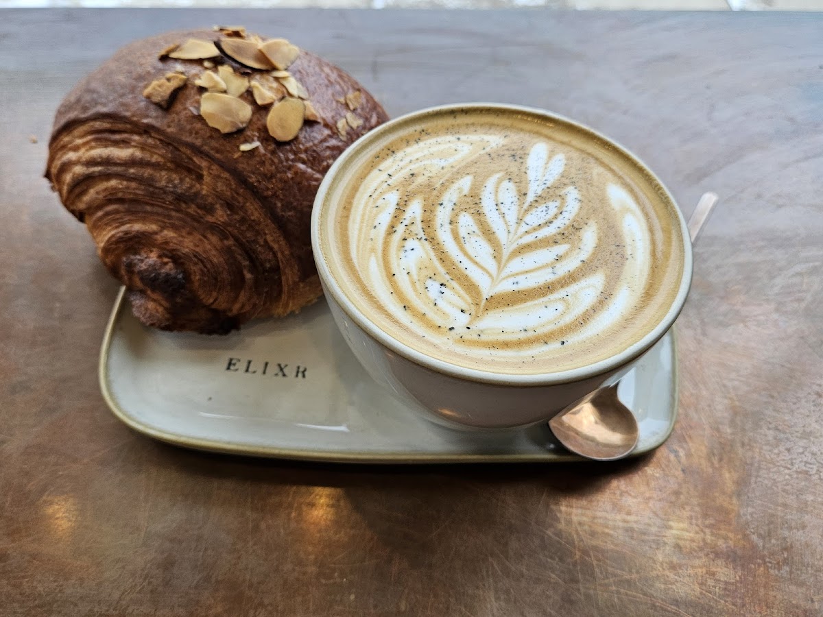 Elixr Coffee Roasters Photos 2