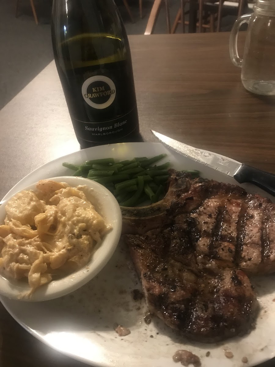 Emmy’S Restaurant Photos 9