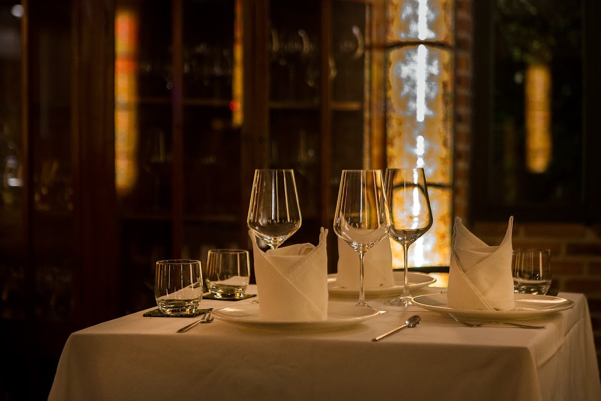 Endora French Restaurant & Wine Bar