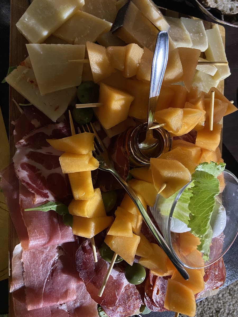 Enoteca Paradise Photos 9